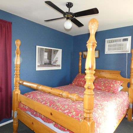 Blue Fish Cove Resort Clearlake Oaks Extérieur photo