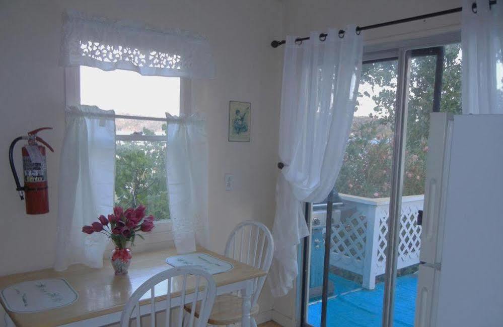 Blue Fish Cove Resort Clearlake Oaks Extérieur photo